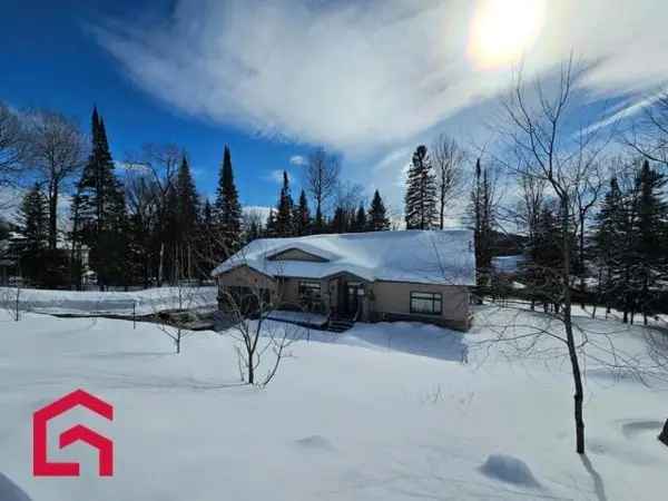 Bungalow for Sale Laurentides 3 Bedrooms Double Garage