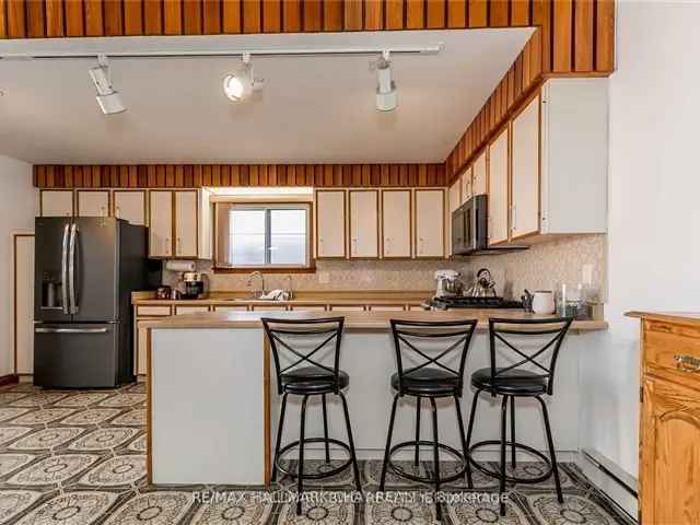 3500 Sqft Custom Bungalow Near Georgian Bay