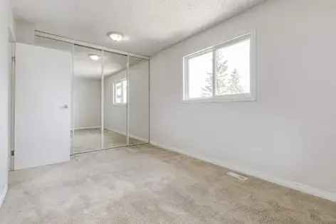 2 rooms apartment of 90 m² in Edmonton