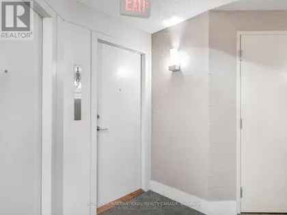 2 rooms apartment of 66 m² in Toronto