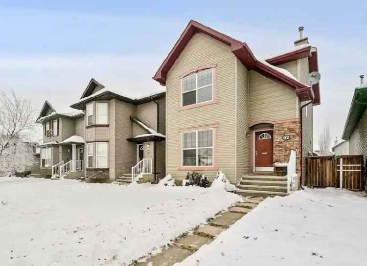 House For Sale in Calgary, Alberta