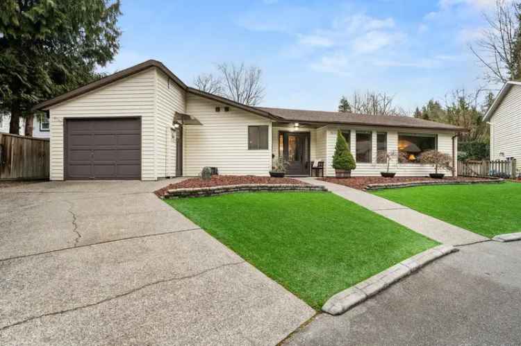3 Bed 2 Bath Renovated Rancher - Low Maintenance - Perfect for First-Time Buyers