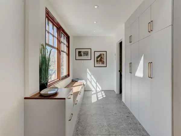 Renovated Duplex Single Family Home in Saint Lambert