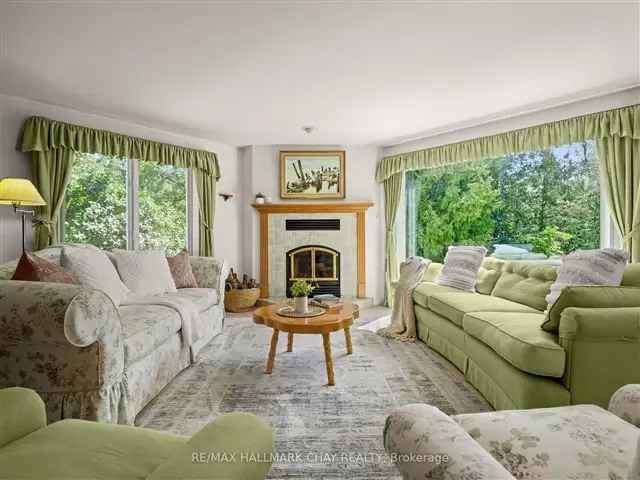 House For Sale in New Tecumseth, Ontario