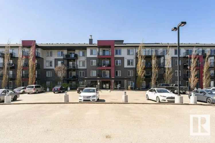 2 Bed 2 Bath Condo in Charlesworth with Lake Views