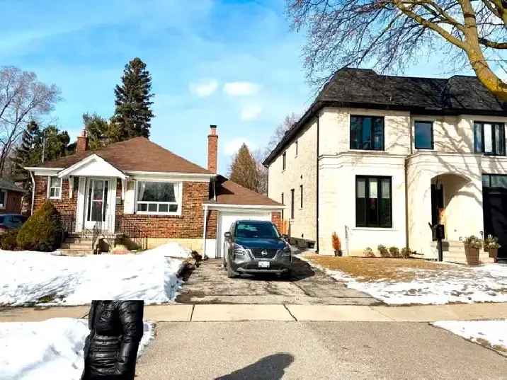 Beautiful 2-Bedroom House Toronto West Etobicoke South