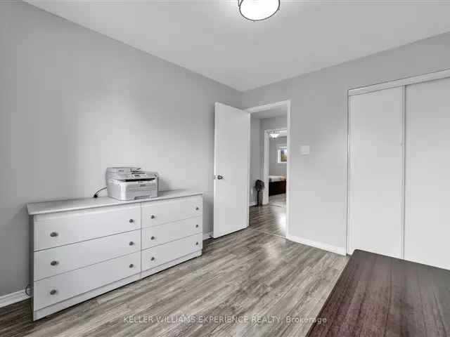 House For Sale in Essa, Ontario