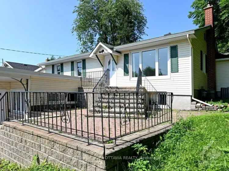 House For Sale in Ottawa, Ontario