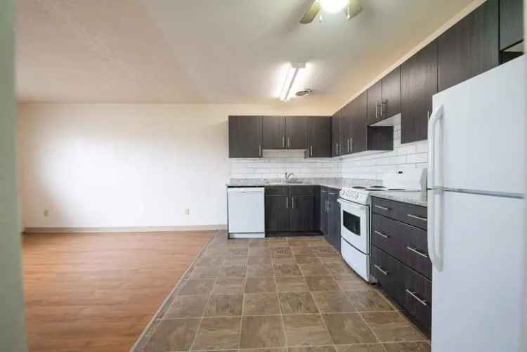 Rent Upgraded Large Apartment in River Heights Winnipeg Near Grant Park