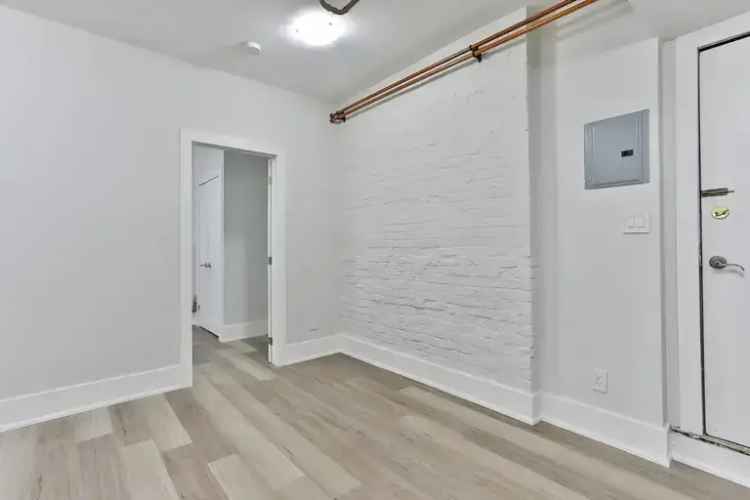 915 St Clair Avenue West -  in Toronto