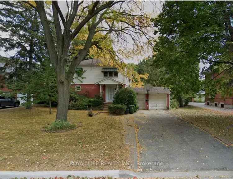 House For Sale in Toronto, Ontario