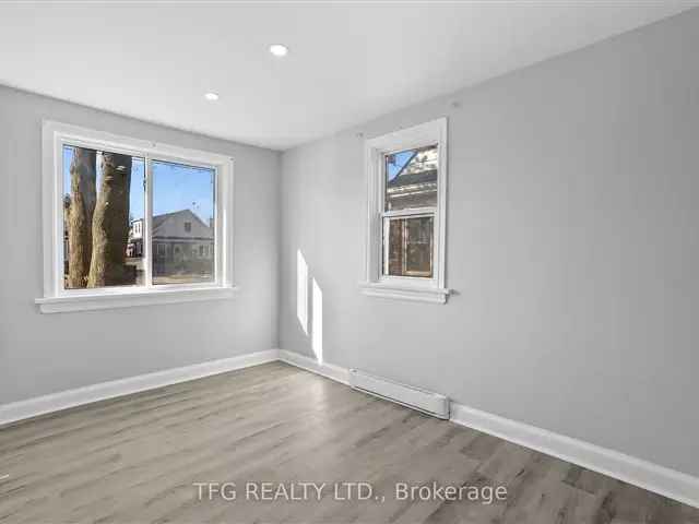 House For Sale in Oshawa, Ontario