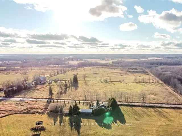 96.37 Acres Highway 11 Farmhouse 5 Bedrooms Large Barn