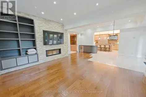 5 rooms apartment of 864 m² in Toronto