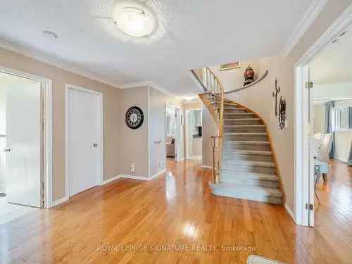4 Bedroom Family Home in Mississauga