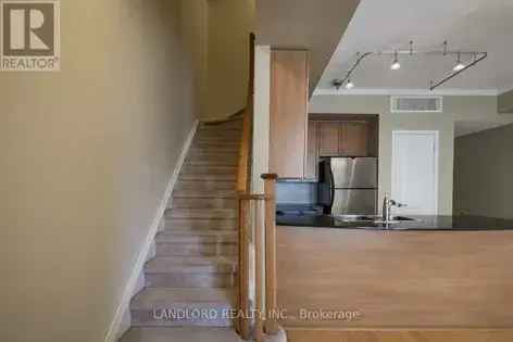 2 rooms apartment of 156 m² in Toronto