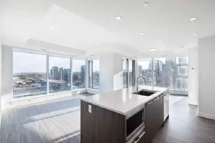 Corner Unit Brand New Modern Suite at Arris Residences