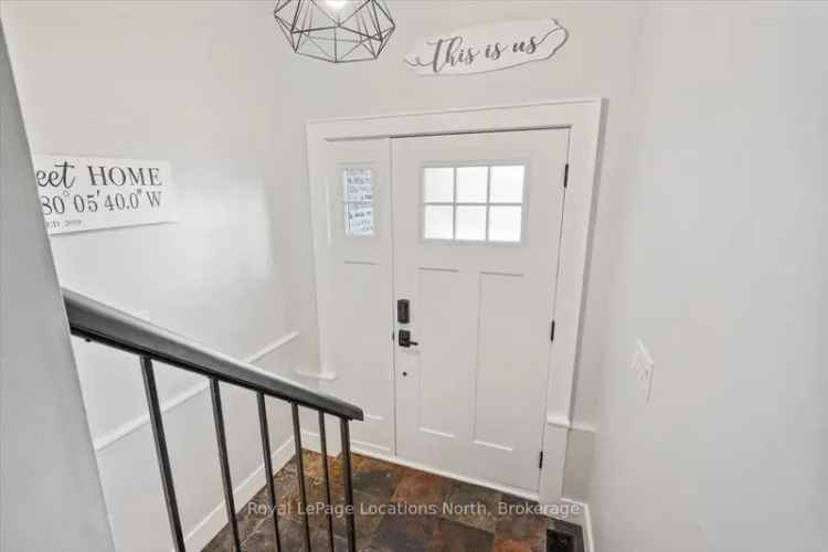 Spacious Raised Bungalow in Downtown Stayner