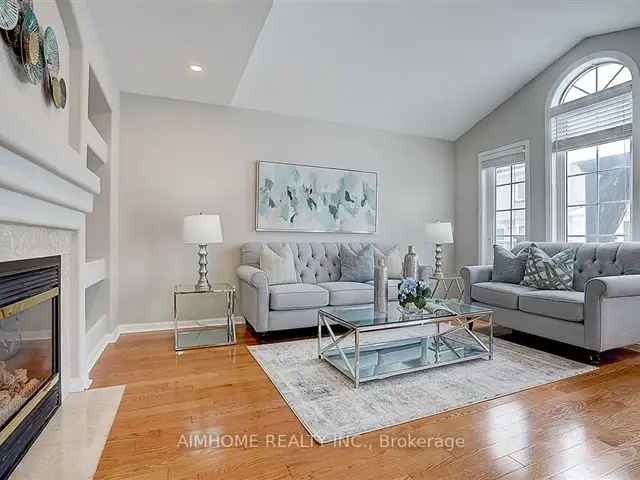 4 1 Bedroom Family Home in Berczy Neighbourhood