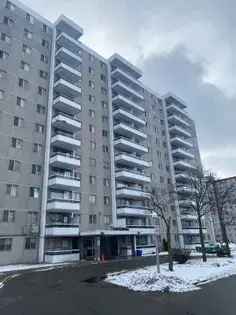 2 Bedroom 249m2 Toronto Apartment for Students