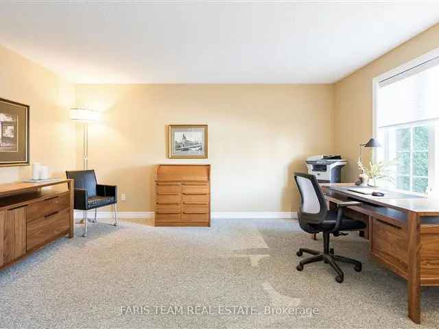 House For Sale in Barrie, Ontario