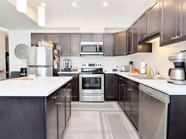 1700 Sq Ft 3 1 Bedroom Townhome With Finished Basement