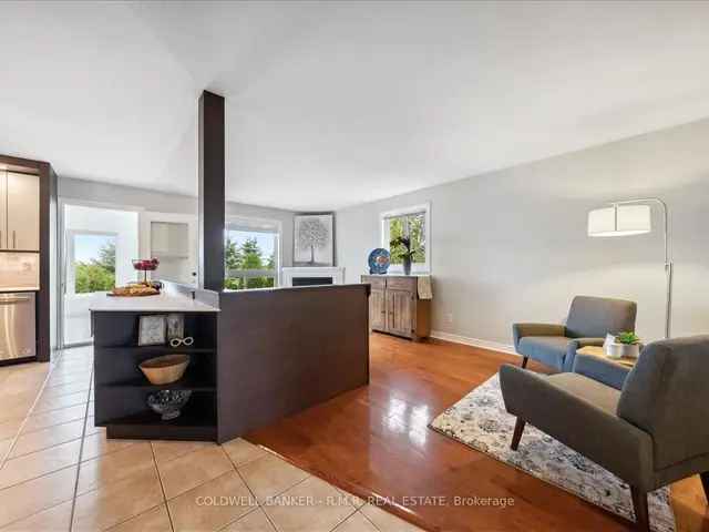 Cobourg Bungalow: 2+1 Beds, 3 Baths, Saltwater Pool, Finished Basement