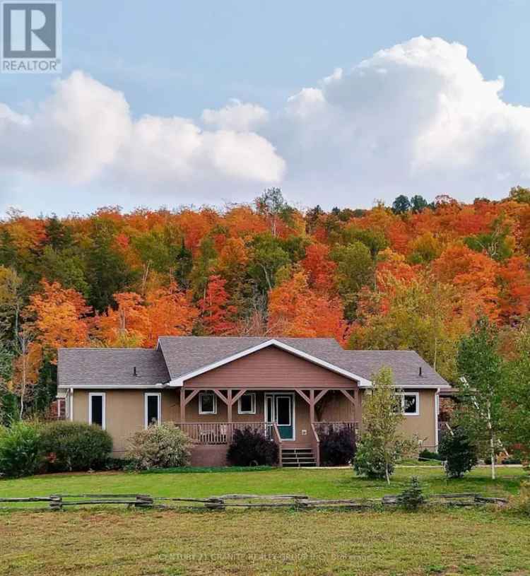 Country Retreat near Bancroft 3-Bedroom Home 44 Acres