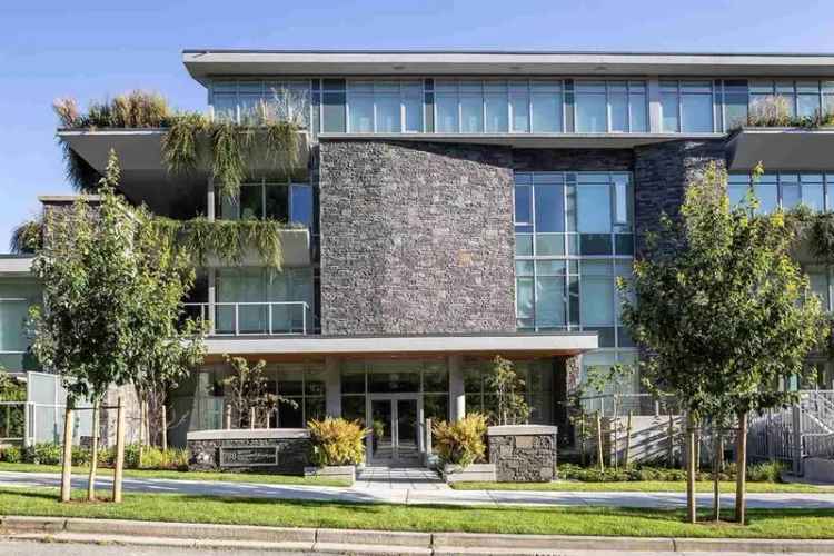 204 788 ARTHUR ERICKSON Place in West Vancouver: Park Royal Condo for sale in “Evelyn” : MLS®# R2940970