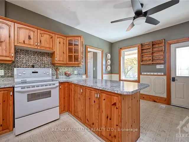 House For Sale in Merrickville-Wolford, Ontario