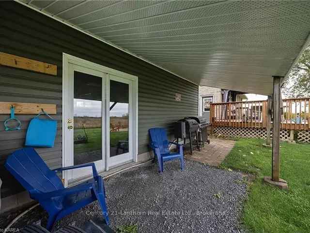 Rural Family Home Near Kingston and Napanee