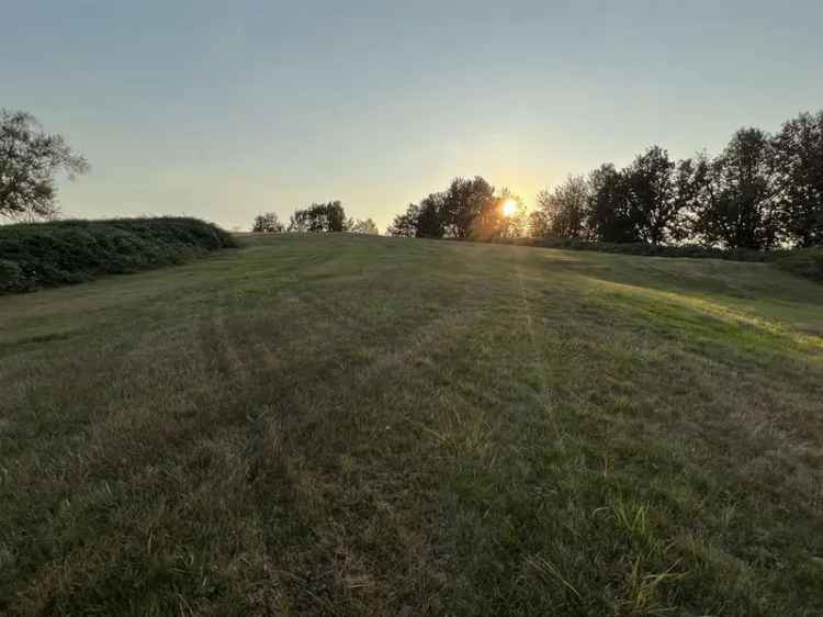 35 Acres for Sale Near Golf Course and Developments