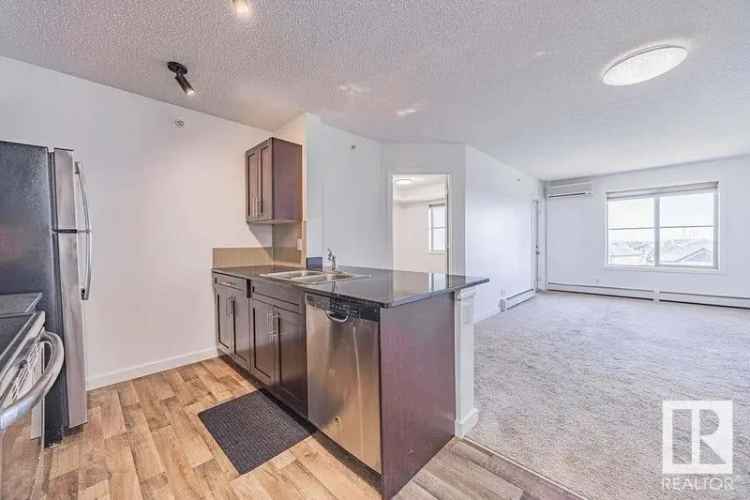Rutherford Landing 2 Bed + Den - Top Floor Unit - 2 Parking Stalls