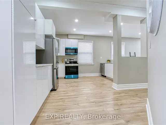 Beamsville Renovated Home Modern Open Concept Updated Kitchen