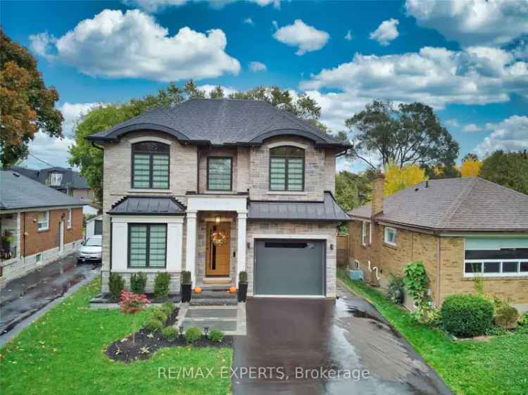 House For Sale in Toronto, Ontario