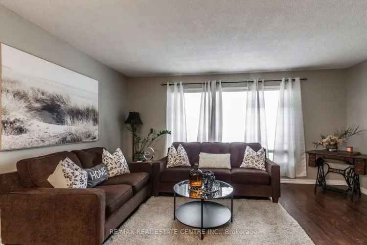 House For Sale in Milton, Ontario