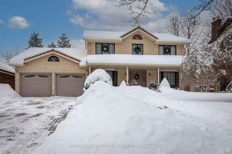 4 Bedroom Home with Granny Suite Potential in Strathroy