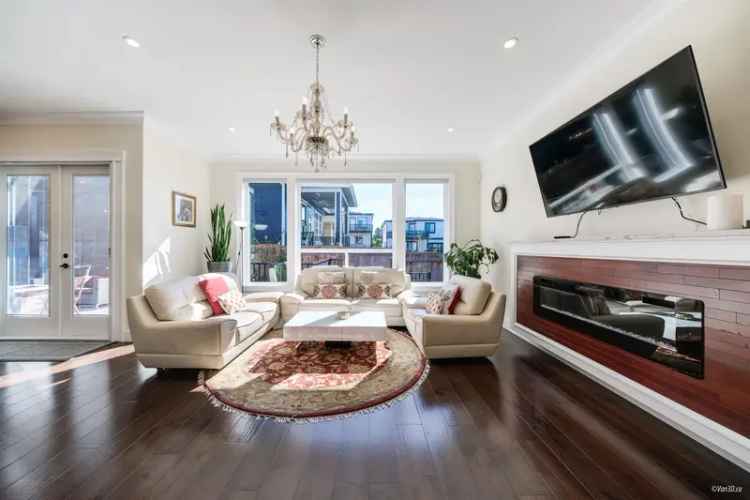 1732 166a Street Surrey House for Sale