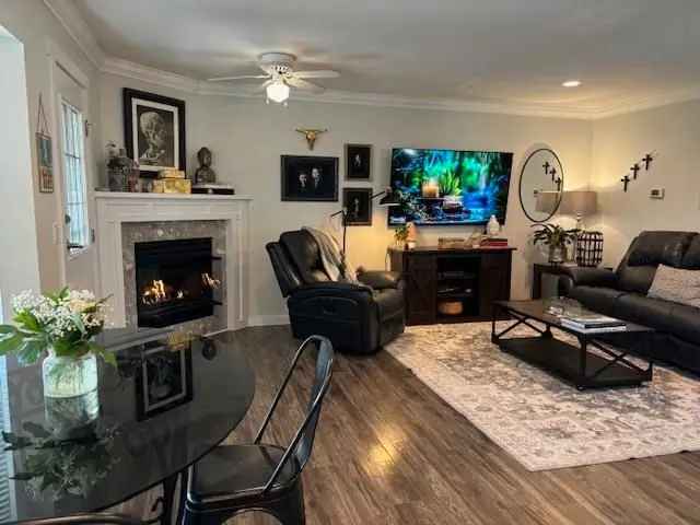 Pitt Meadows Family Home  New Roof A C Updated Kitchen Bathrooms