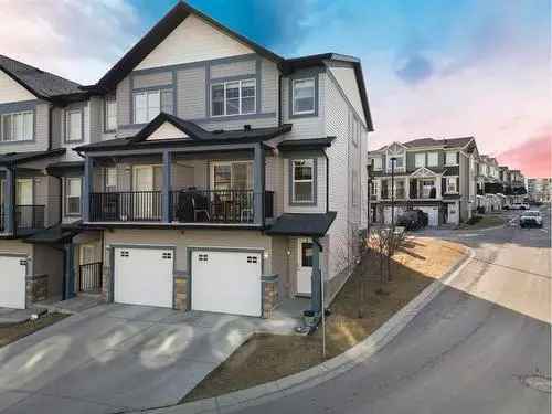 Townhouse For Sale In Sage Hill, Calgary, Alberta