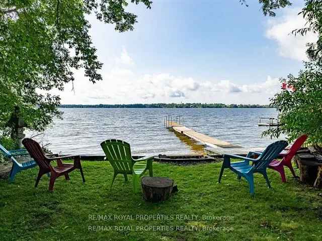 Waterfront Home on Hay Bay Near Napanee