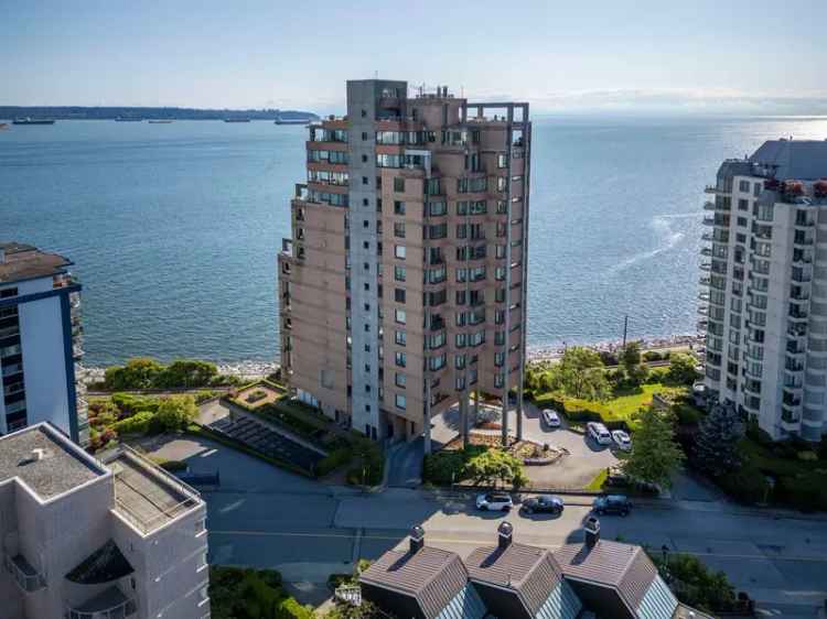 A $8,950,000.00 Apartment/Condo with 3 bedrooms in Dundarave, West Vancouver