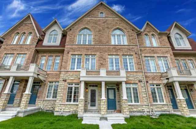 House For Sale in Markham, Ontario