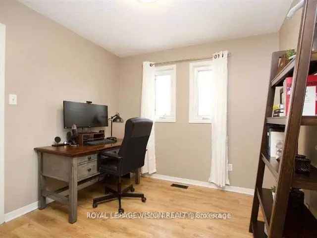 Spacious 3-Bedroom Townhouse in High-Demand Oshawa