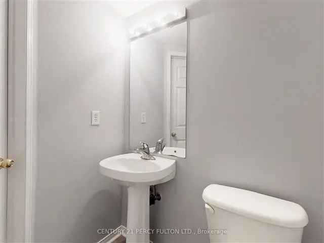 House For Sale in Richmond Hill, Ontario