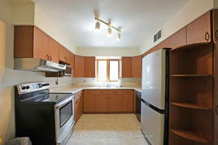 House For Sale , Dysart et al, Ontario