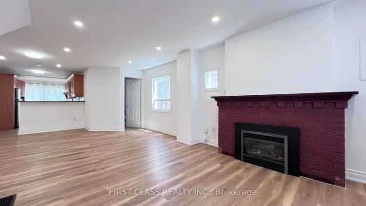 House For Sale in Toronto, Ontario