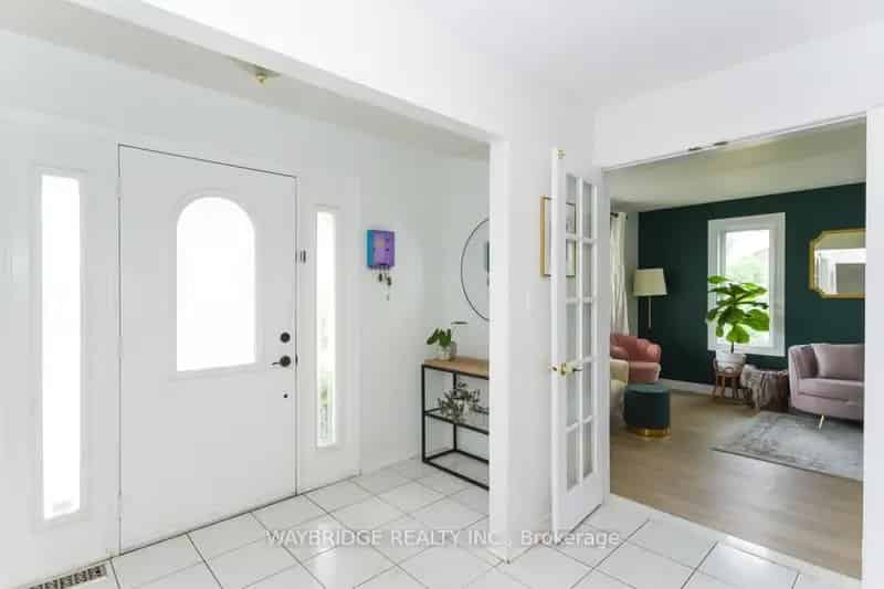 Charming 4-Bedroom Greely Home with Spacious Backyard