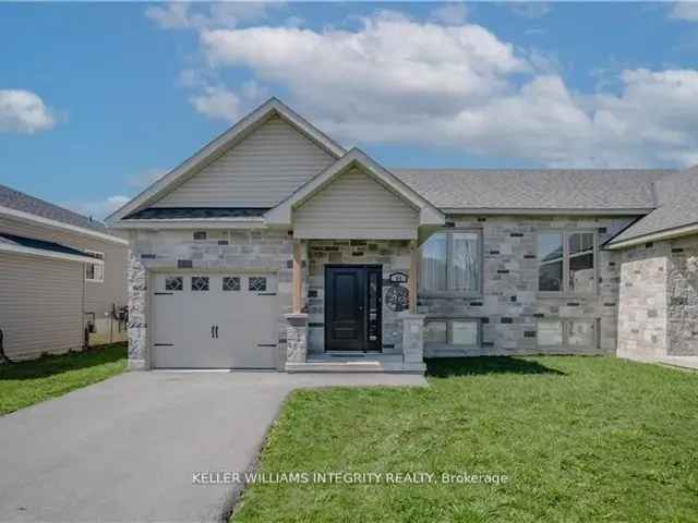 Long Sault Semi-Detached Home 2 Bed 2 Bath Attached Garage