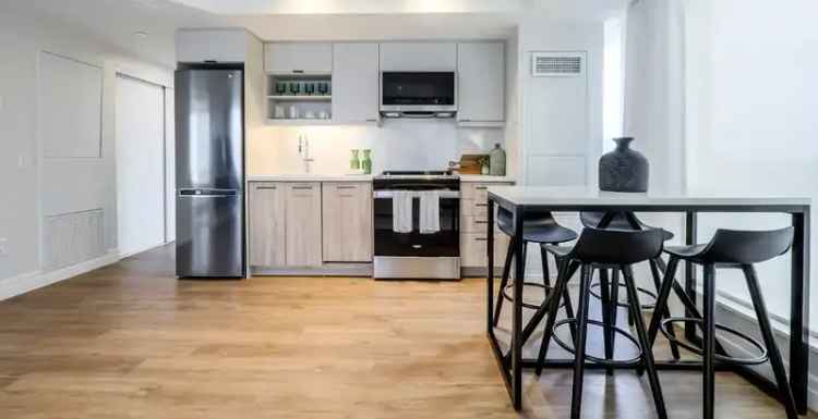 Apartment For Rent in Toronto, Ontario